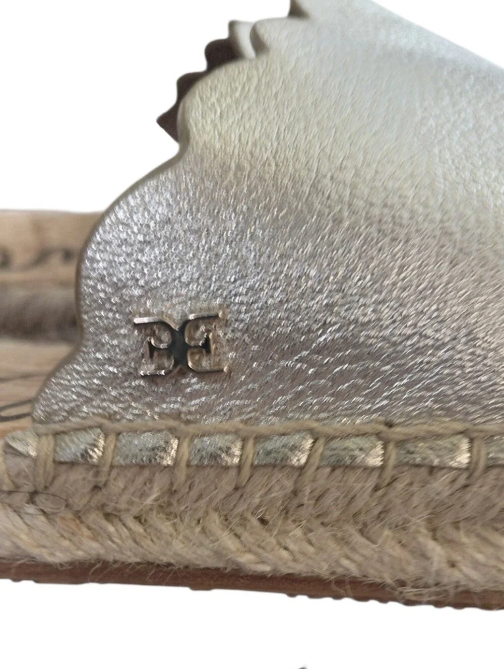 Sam Edelman Gold Scalloped Leather Slide Sandals Size 8.5